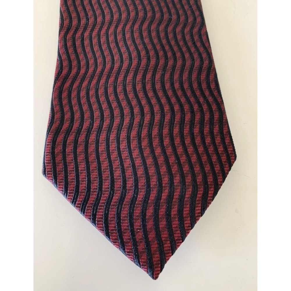 VTG J.Z. Richards Tie‎ Mens One Size Red Black Silk Geometric Wave Handcrafted